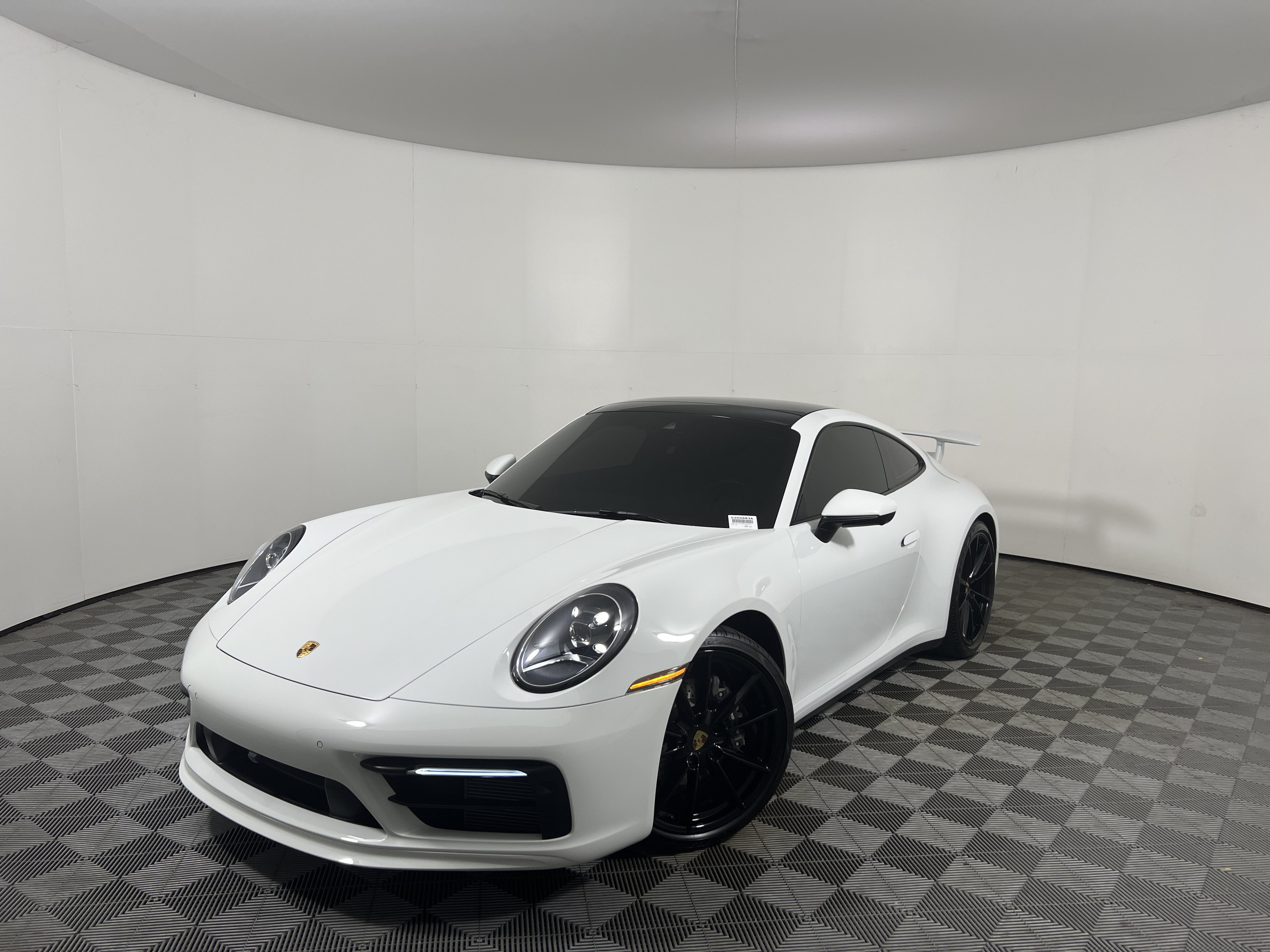 Certified 2024 Porsche 911 Carrera RWD image 1