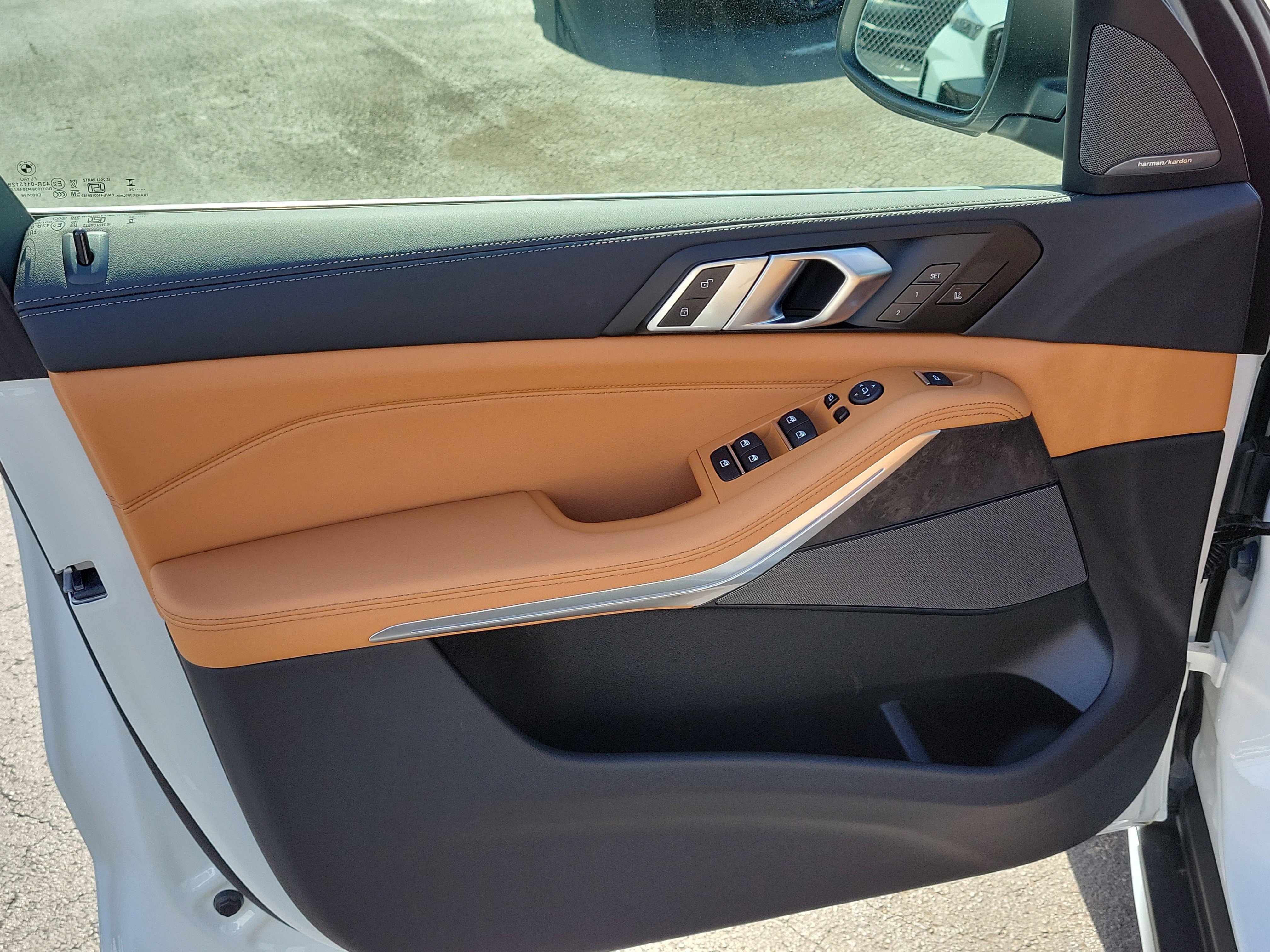 New 2026 BMW X5 xDrive40i w/ Climate Comfort Package image 13