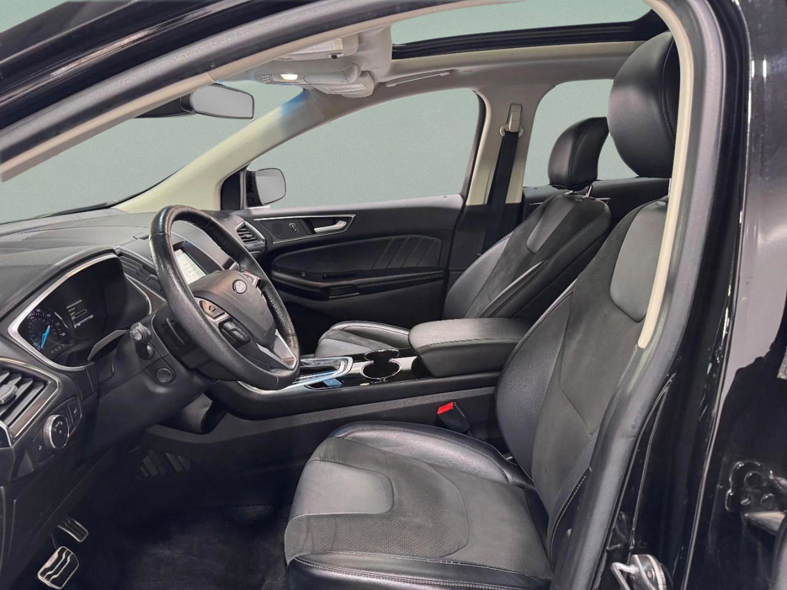 Used 2018 Ford Edge Sport w/ Equipment Group 401A image 26