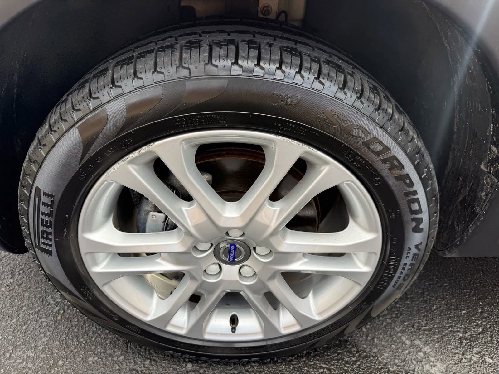 Used 2016 Volvo XC70 T5 Platinum image 23