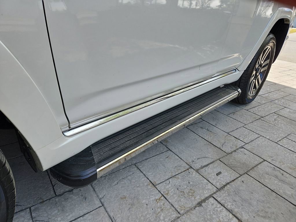 Used 2021 Toyota 4Runner Limited image 40