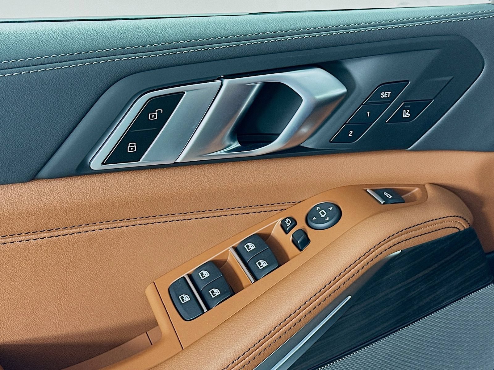 New 2026 BMW X5 xDrive40i AWD/4WD image 16