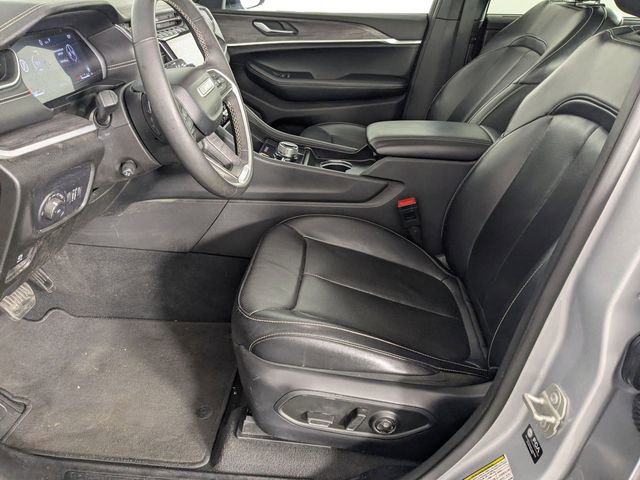 Certified 2024 Jeep Grand Cherokee L Limited w/ Luxury Tech Group II AWD/4WD image 13