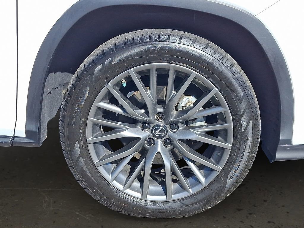 Certified 2022 Lexus RX 450h F Sport w/ Accessory Package AWD/4WD image 9