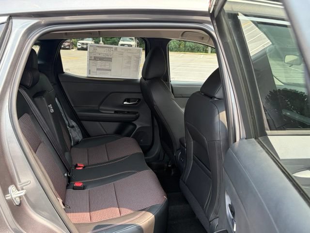 New 2026 Nissan Kicks SR FWD image 29