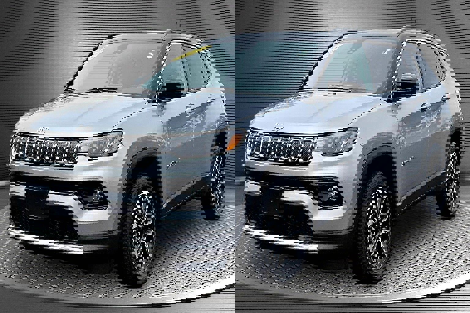 Used 2022 Jeep Compass Limited w/ Sun and Sound Group image 3