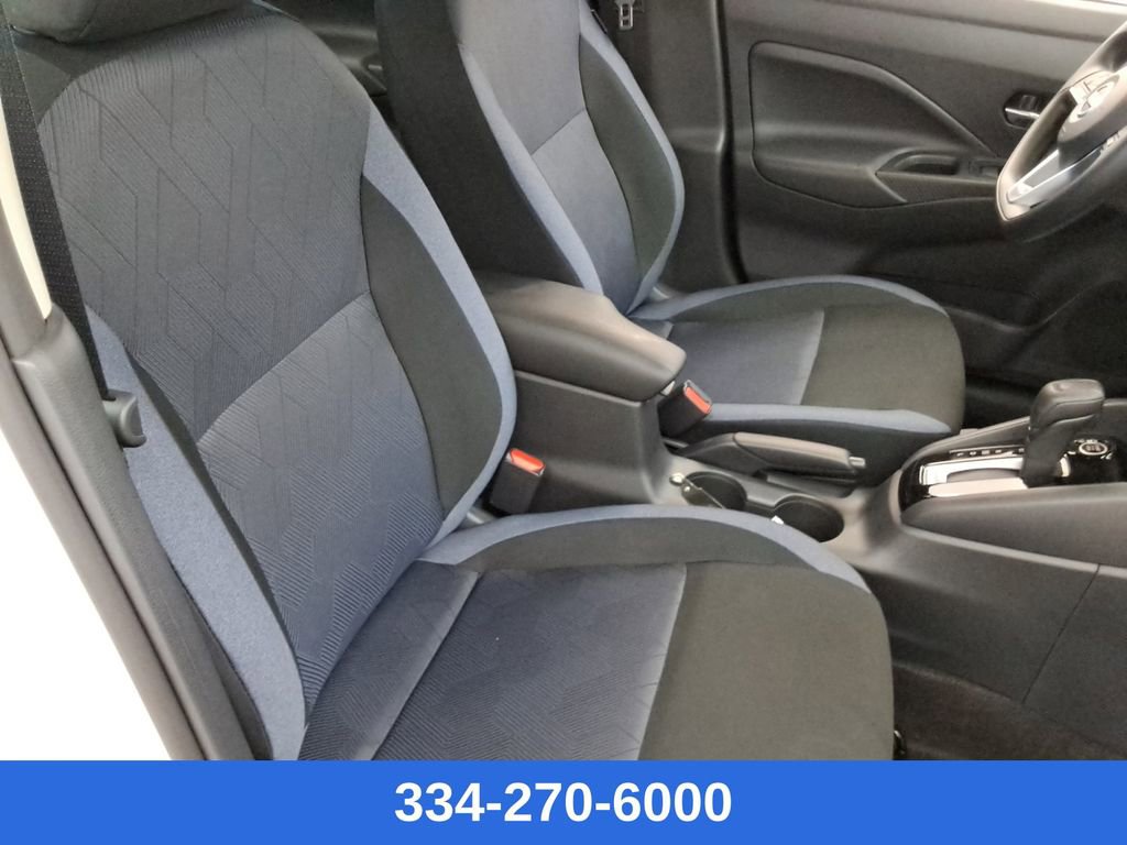 New 2025 Nissan Versa SV w/ Trunk Package image 16