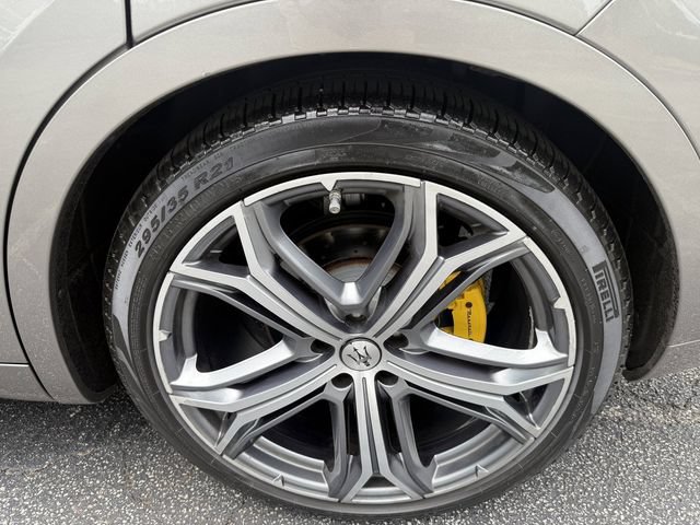 Used 2019 Maserati Levante GTS AWD/4WD image 53
