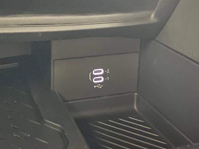 New 2026 Chrysler Pacifica Limited w/ S Appearance Package image 24