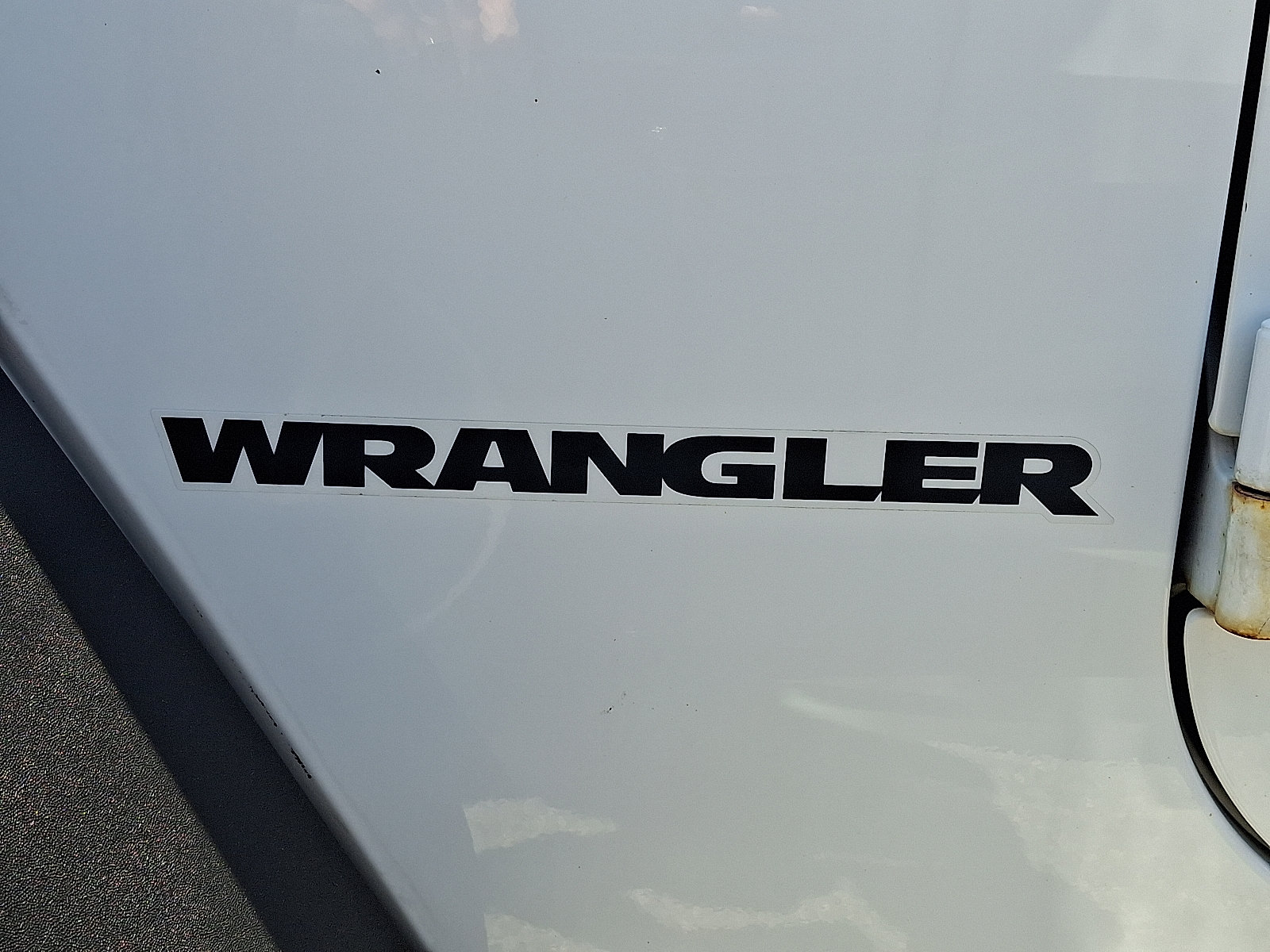 Used 2016 Jeep Wrangler Sport AWD/4WD image 5
