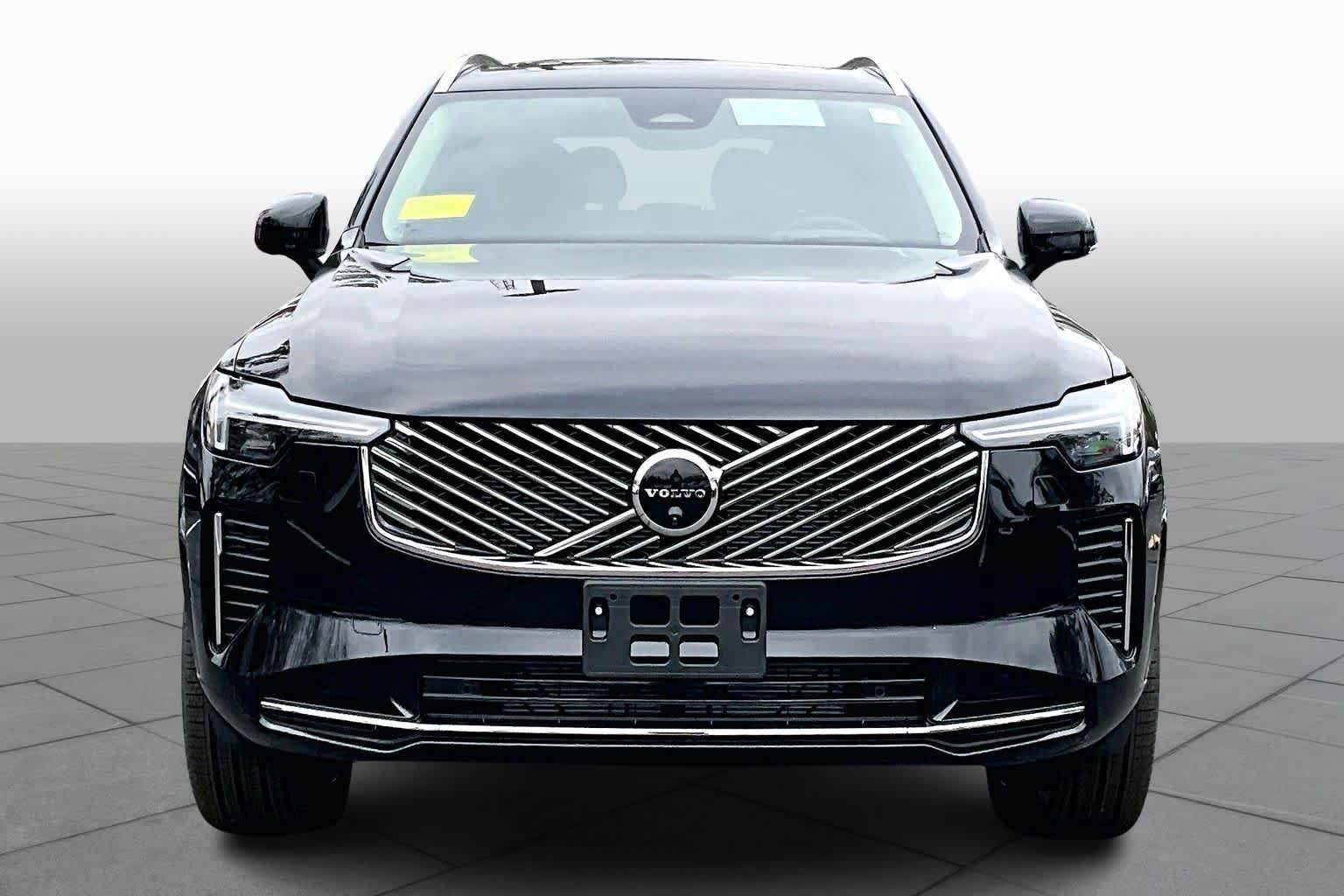 New 2026 Volvo XC90 B6 Ultra w/ Protection Package AWD/4WD image 2