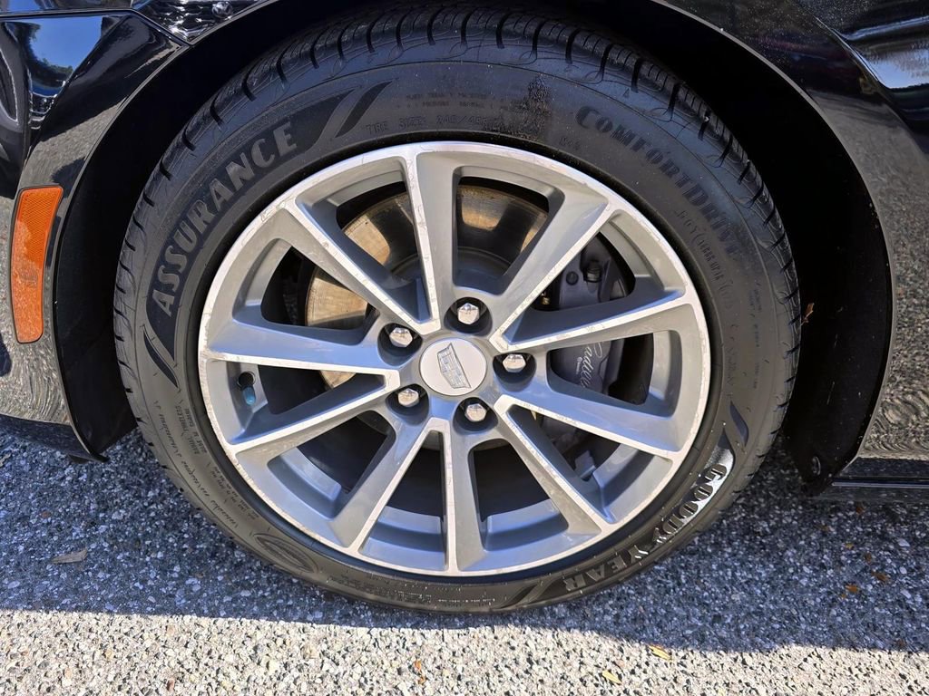 Used 2018 Cadillac CTS Luxury image 11