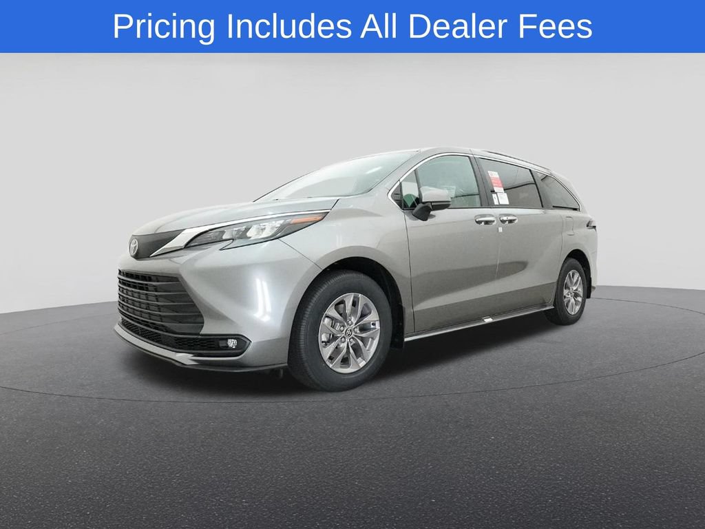 New 2026 Toyota Sienna XLE FWD image 17