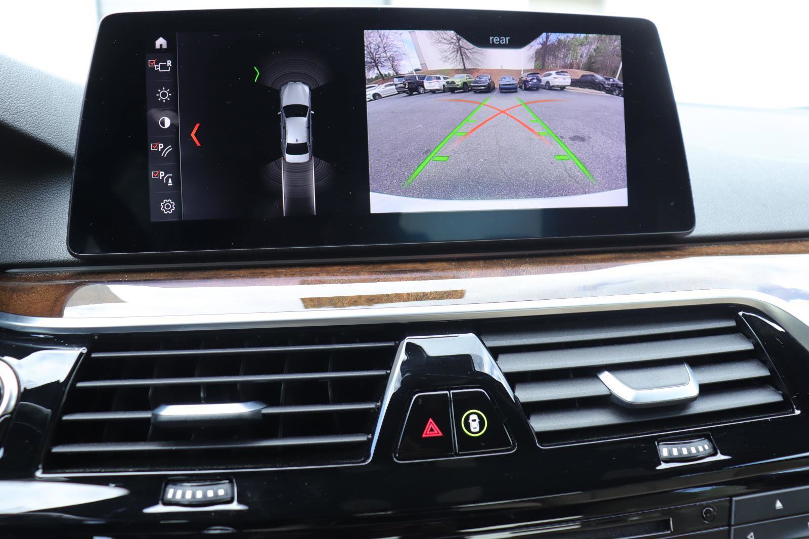 Used 2019 BMW 530i w/ Convenience Package image 32