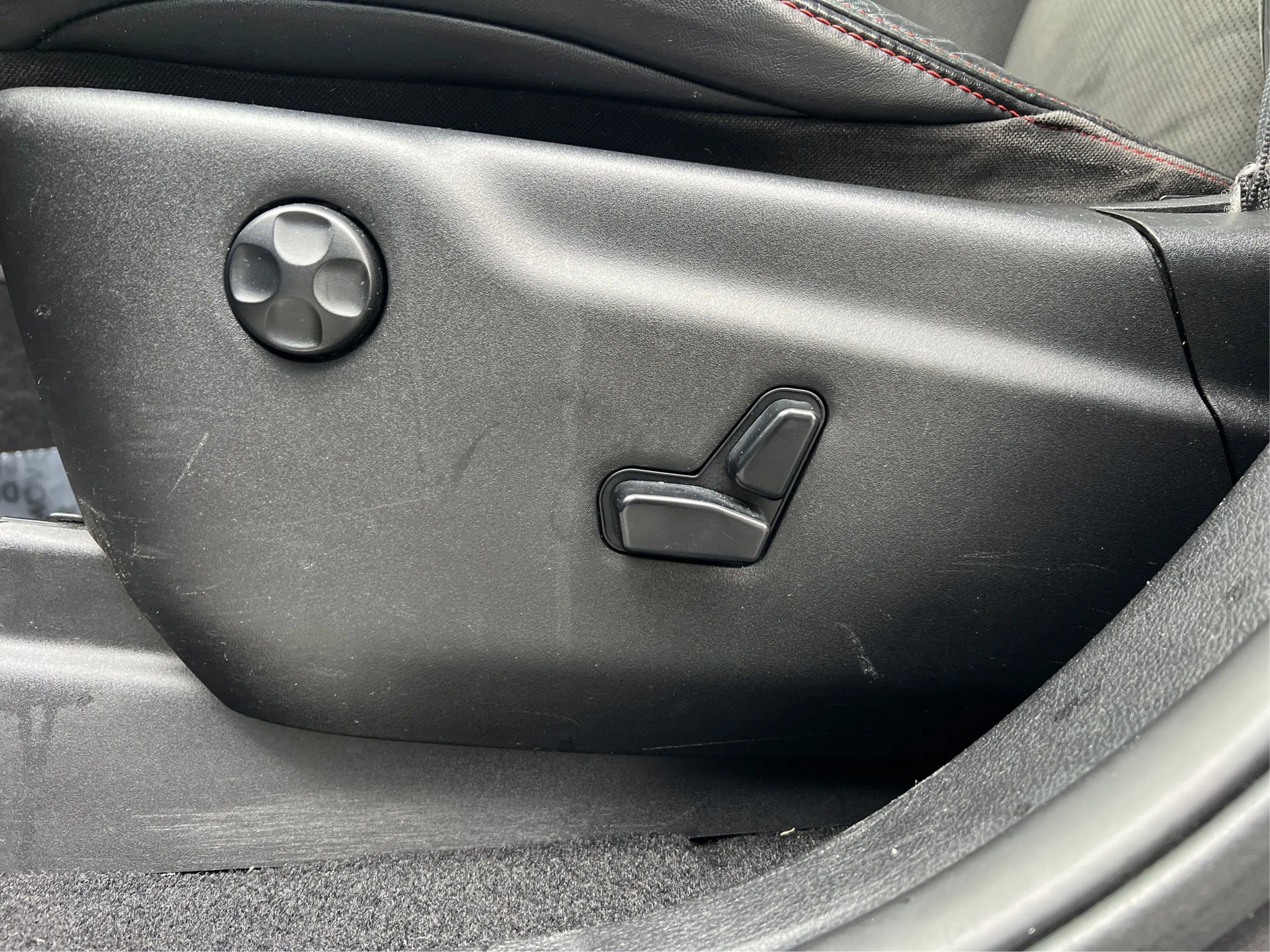 Used 2019 Jeep Grand Cherokee Trailhawk image 33