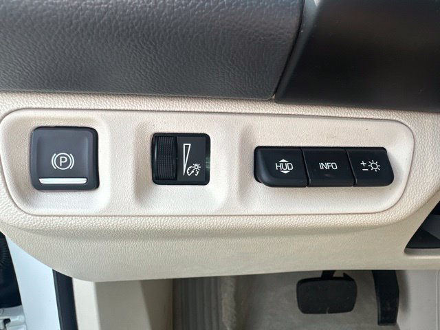 Used 2023 GMC Acadia Denali AWD/4WD image 28