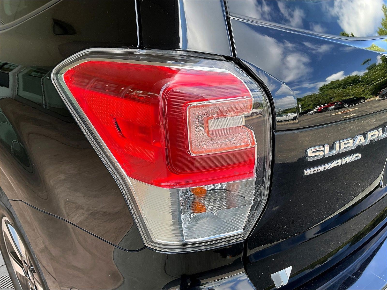 Used 2017 Subaru Forester 2.5i Premium w/ All-Weather Package AWD/4WD image 22