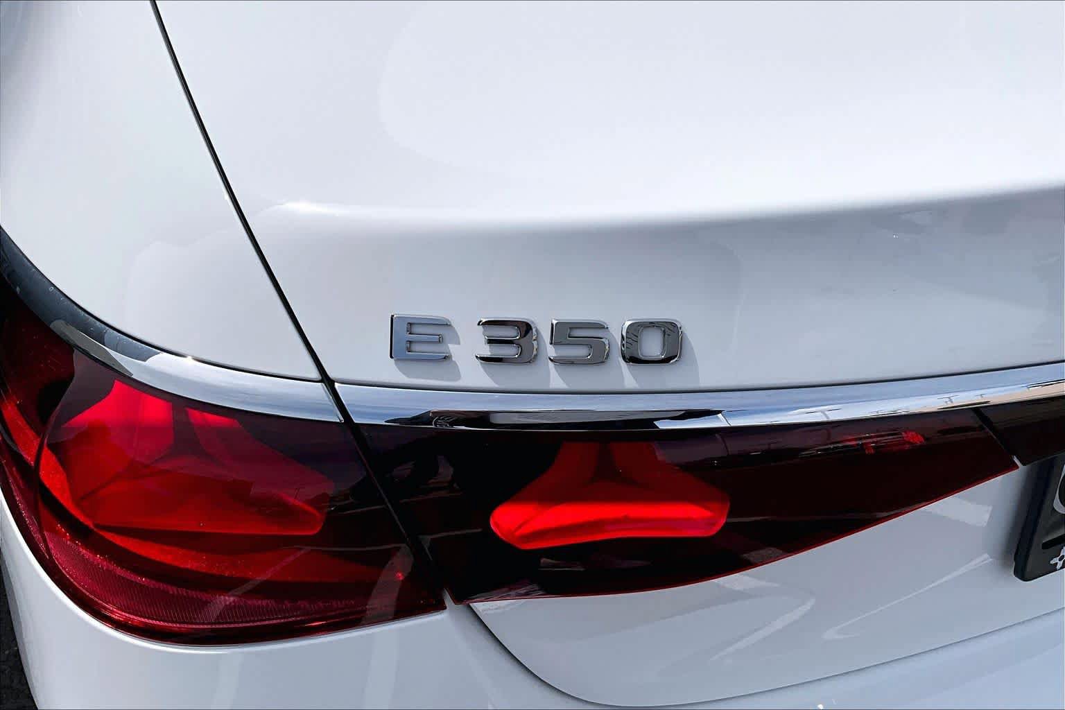 Used 2025 Mercedes-Benz E 350 4MATIC Sedan image 30