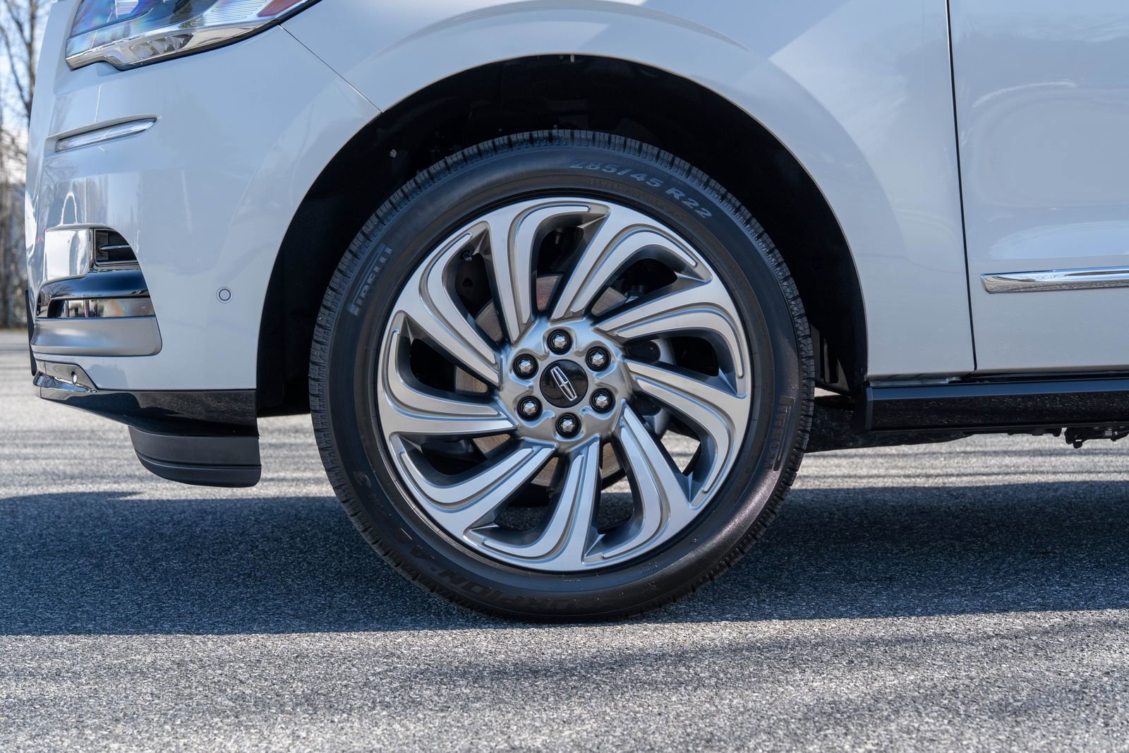 Used 2024 Lincoln Navigator Reserve image 9