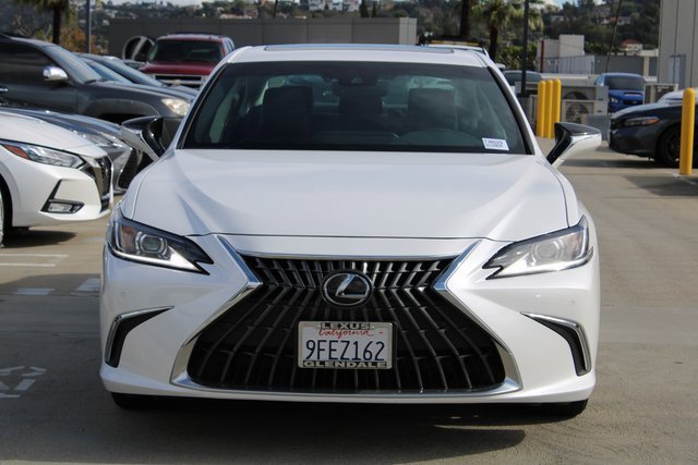 Certified 2024 Lexus ES 300h w/ Premium Package image 2