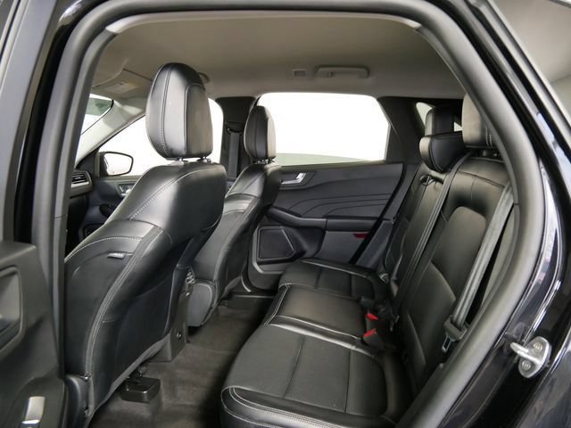 Certified 2025 Ford Escape Platinum AWD/4WD image 14