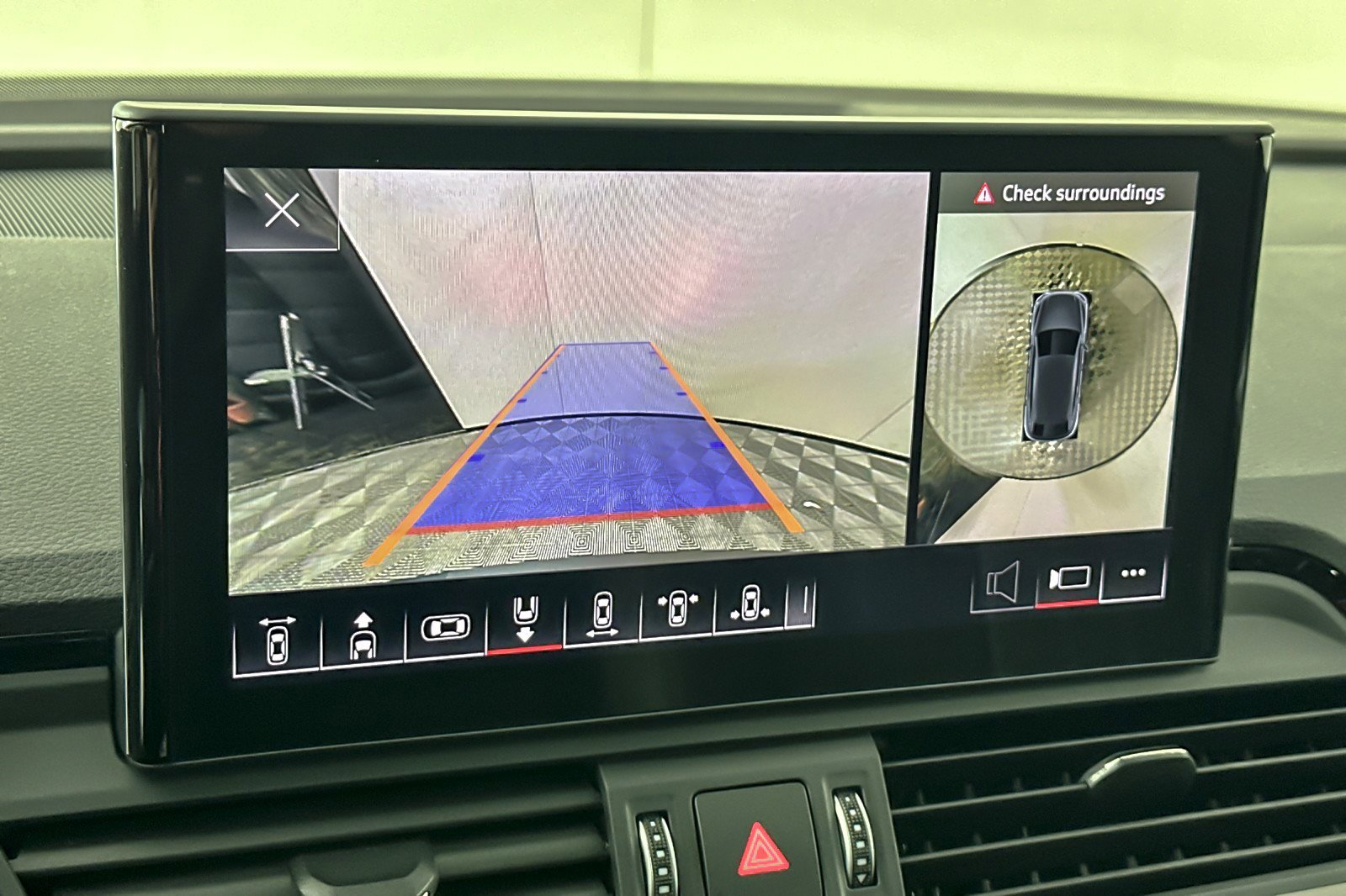 Used 2023 Audi Q5 2.0T Premium Plus w/ Premium Plus Package image 19