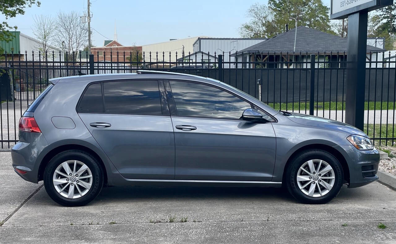 Used 2015 Volkswagen Golf S image 6