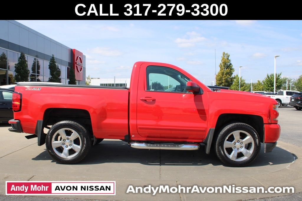 Used 2018 Chevrolet Silverado 1500 LT w/ LT Convenience Package AWD/4WD image 6