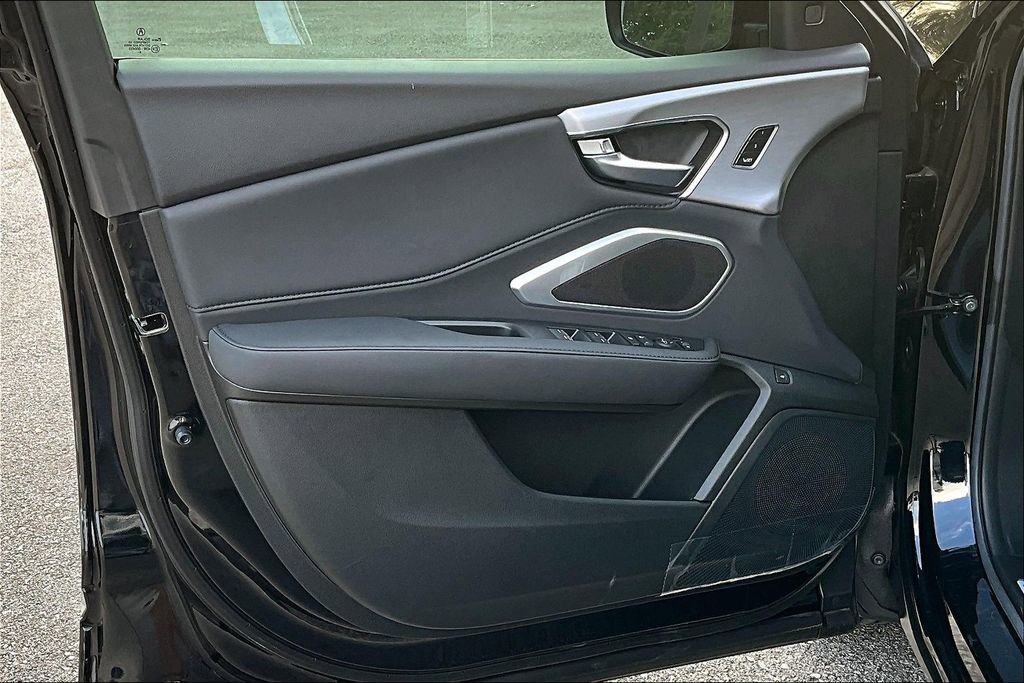 Used 2024 Acura RDX SH-AWD image 19