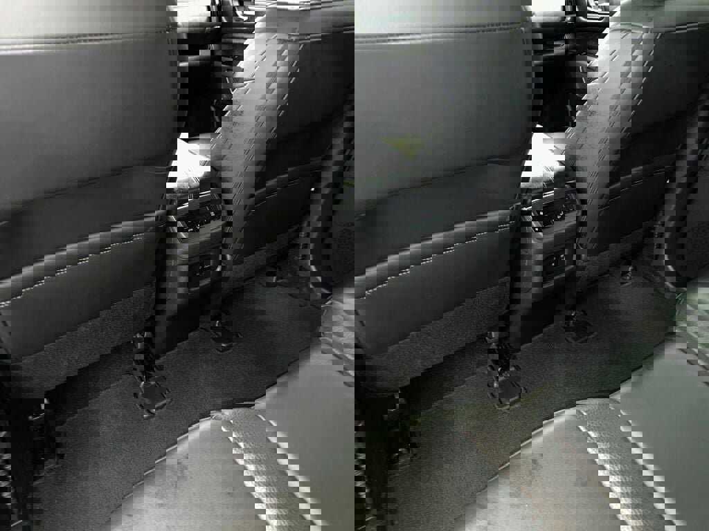 Used 2023 Nissan Pathfinder SL image 17