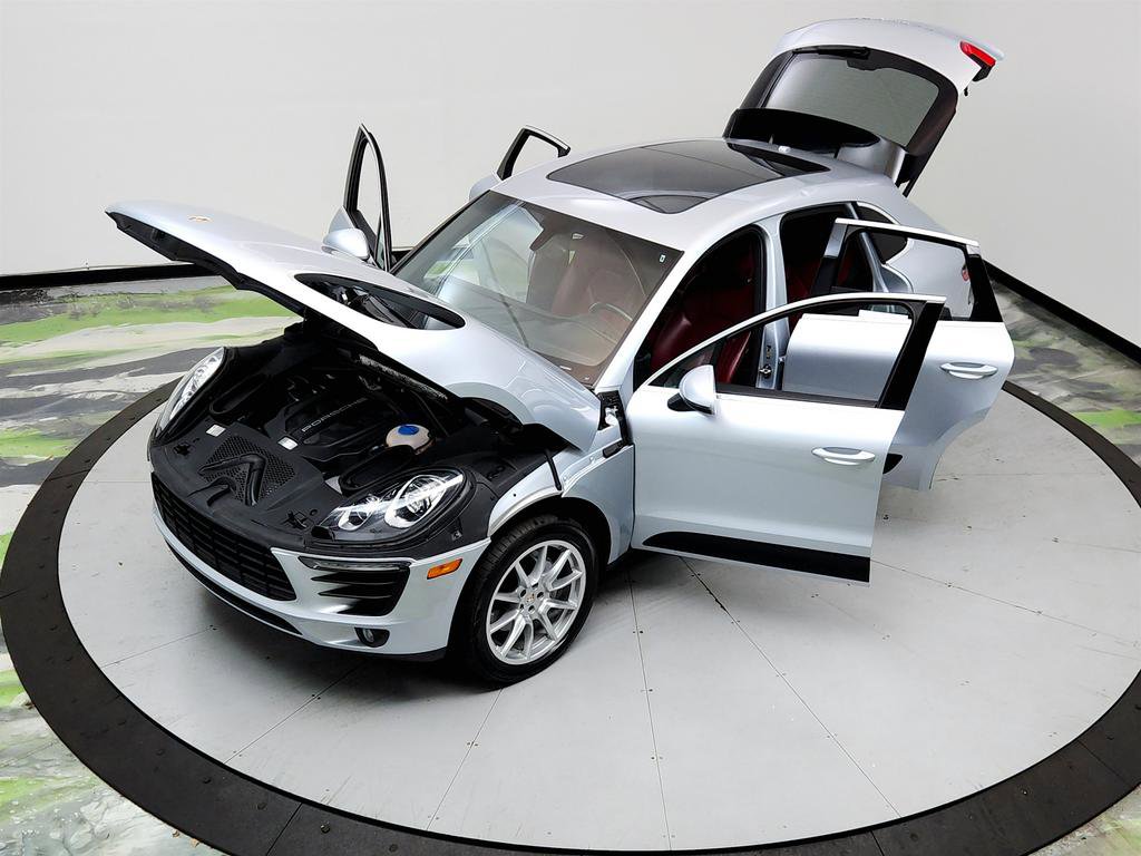 Used 2016 Porsche Macan S image 36
