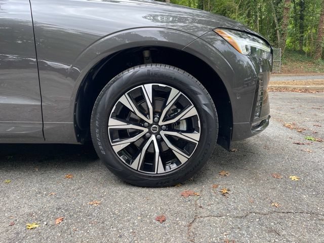 Certified 2024 Volvo XC60 B5 Plus w/ Protection Package Premier AWD/4WD image 25