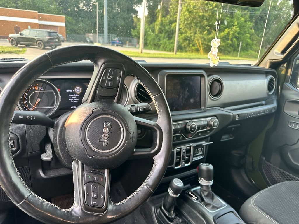 Used 2021 Jeep Wrangler Unlimited Sport AWD/4WD image 10