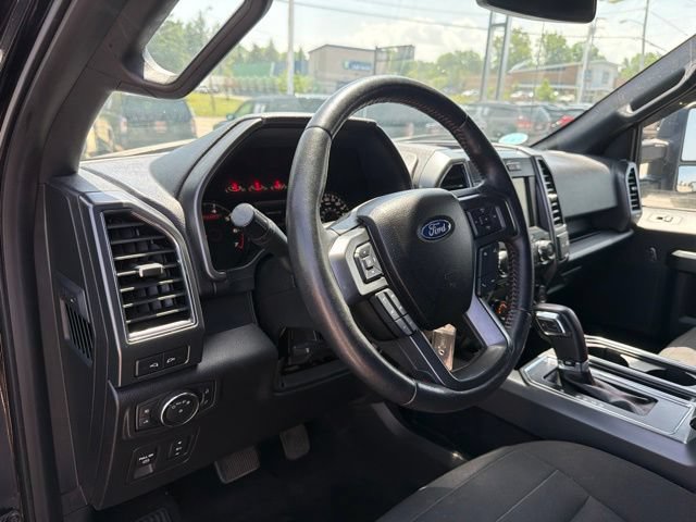 Used 2018 Ford F150 XLT w/ Equipment Group 302A Luxury AWD/4WD image 15