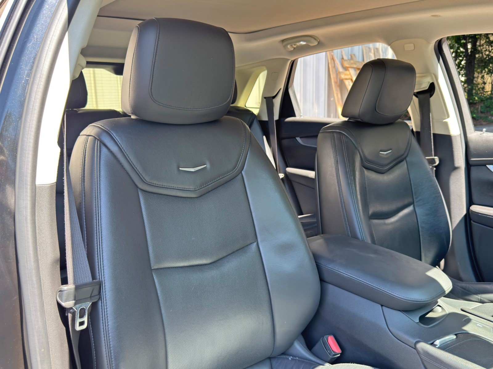 Used 2017 Cadillac XT5 Luxury w/ Driver Awareness Package FWD image 37