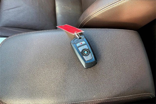 Used 2017 BMW X4 M40i image 12