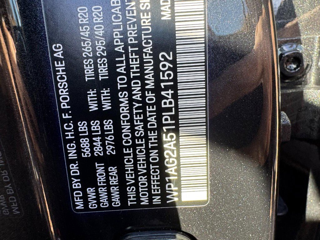 Used 2023 Porsche Macan S image 25