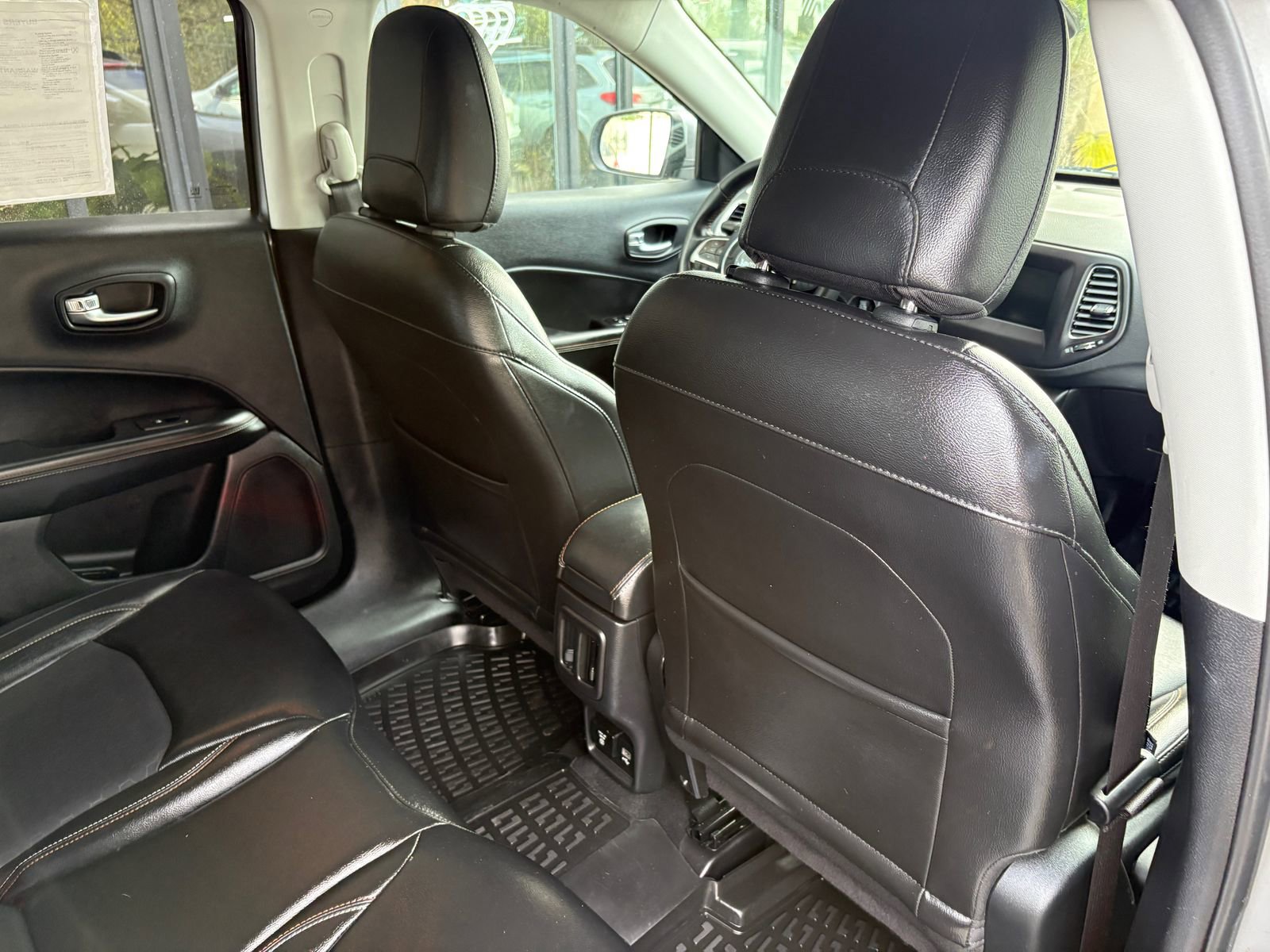 Used 2018 Jeep Compass Latitude w/ Popular Equipment Group image 21