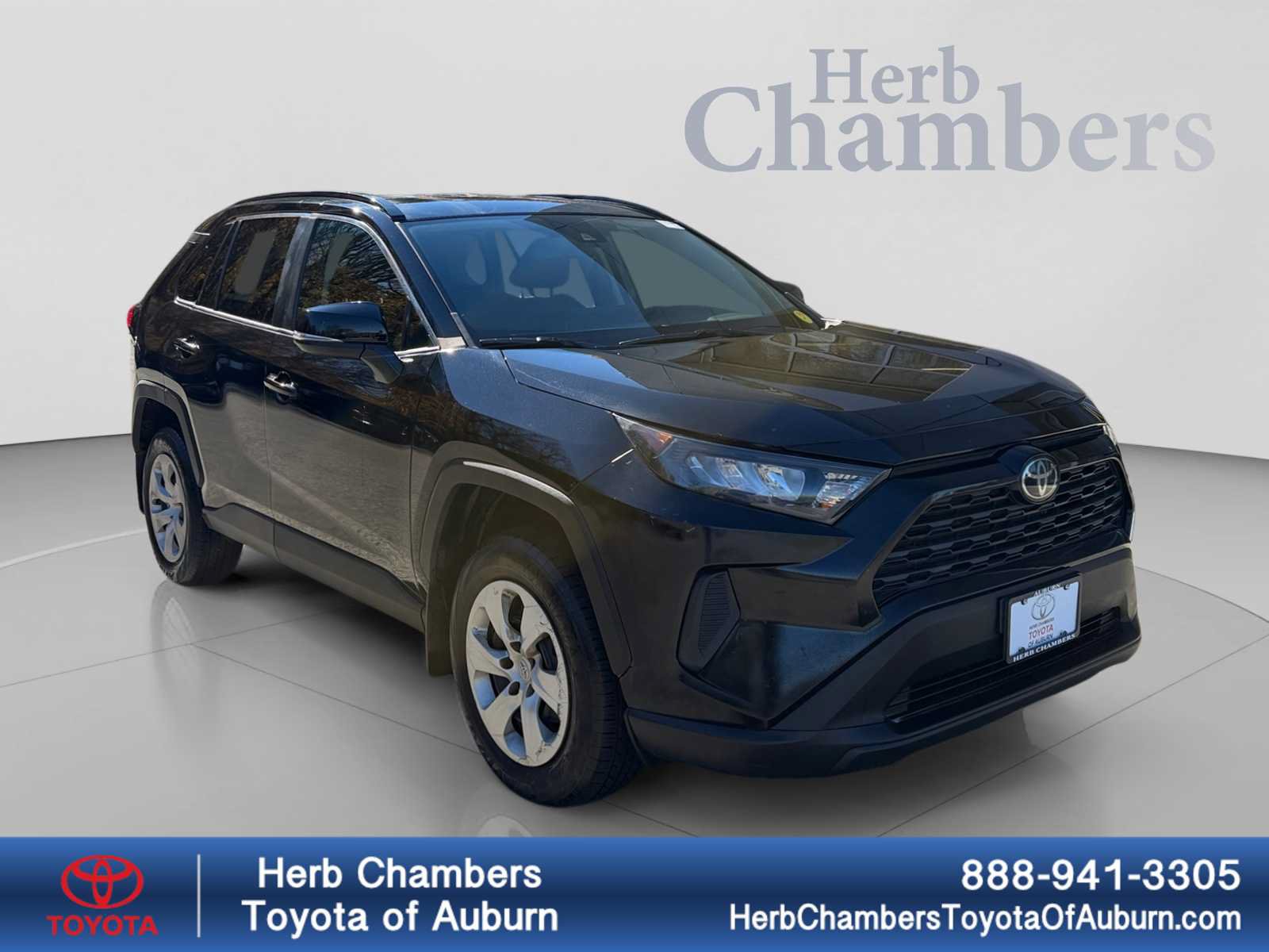 Used 2019 Toyota RAV4 LE w/ All Weather Liner Package AWD/4WD image 1
