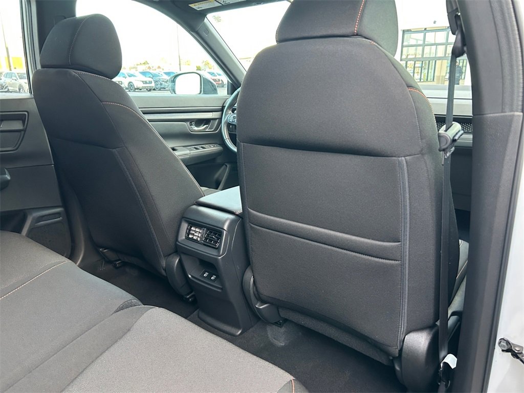 Used 2023 Honda Pilot LX image 19