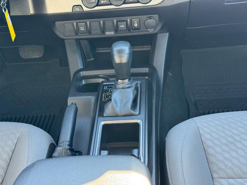 Used 2023 Toyota Tacoma 2WD Double Cab image 14