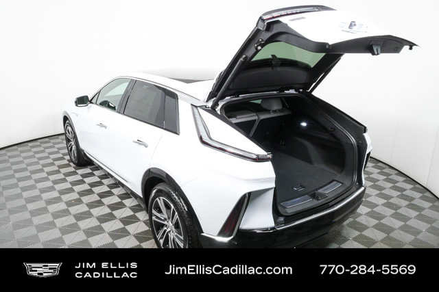 New 2026 Cadillac Lyriq Luxury RWD image 29