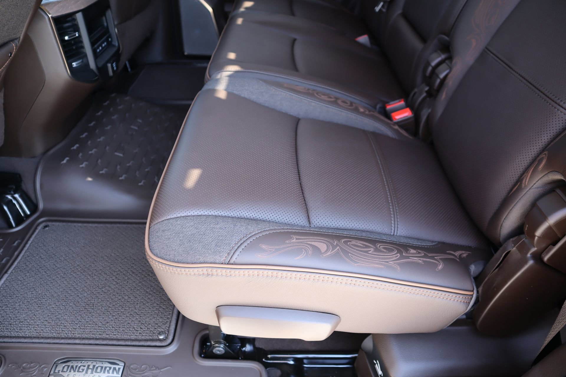 New 2026 RAM 2500 Limited image 14