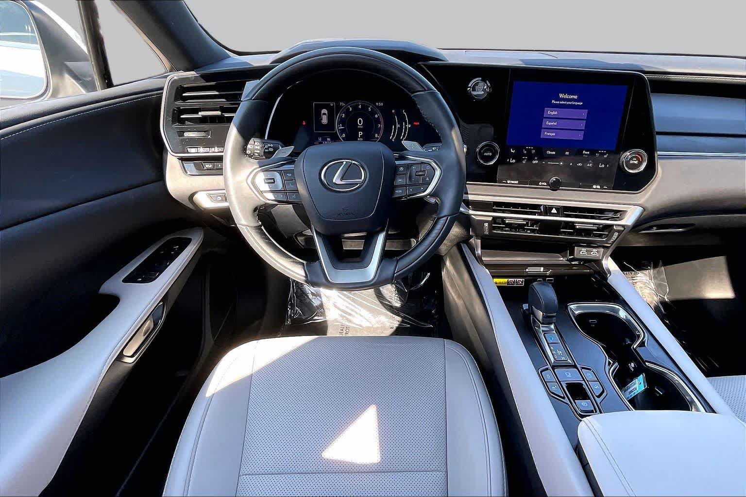 Used 2023 Lexus RX 350 Premium w/ Accessory Package AWD/4WD image 6