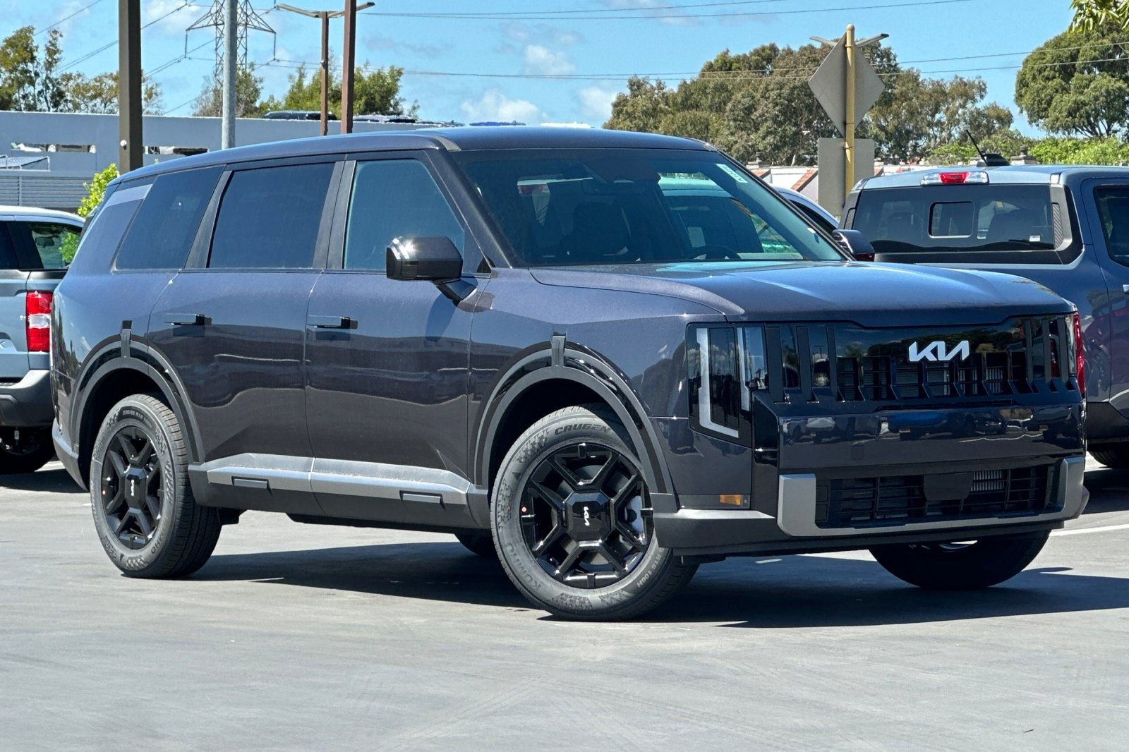 New 2027 Kia Telluride LX FWD image 2
