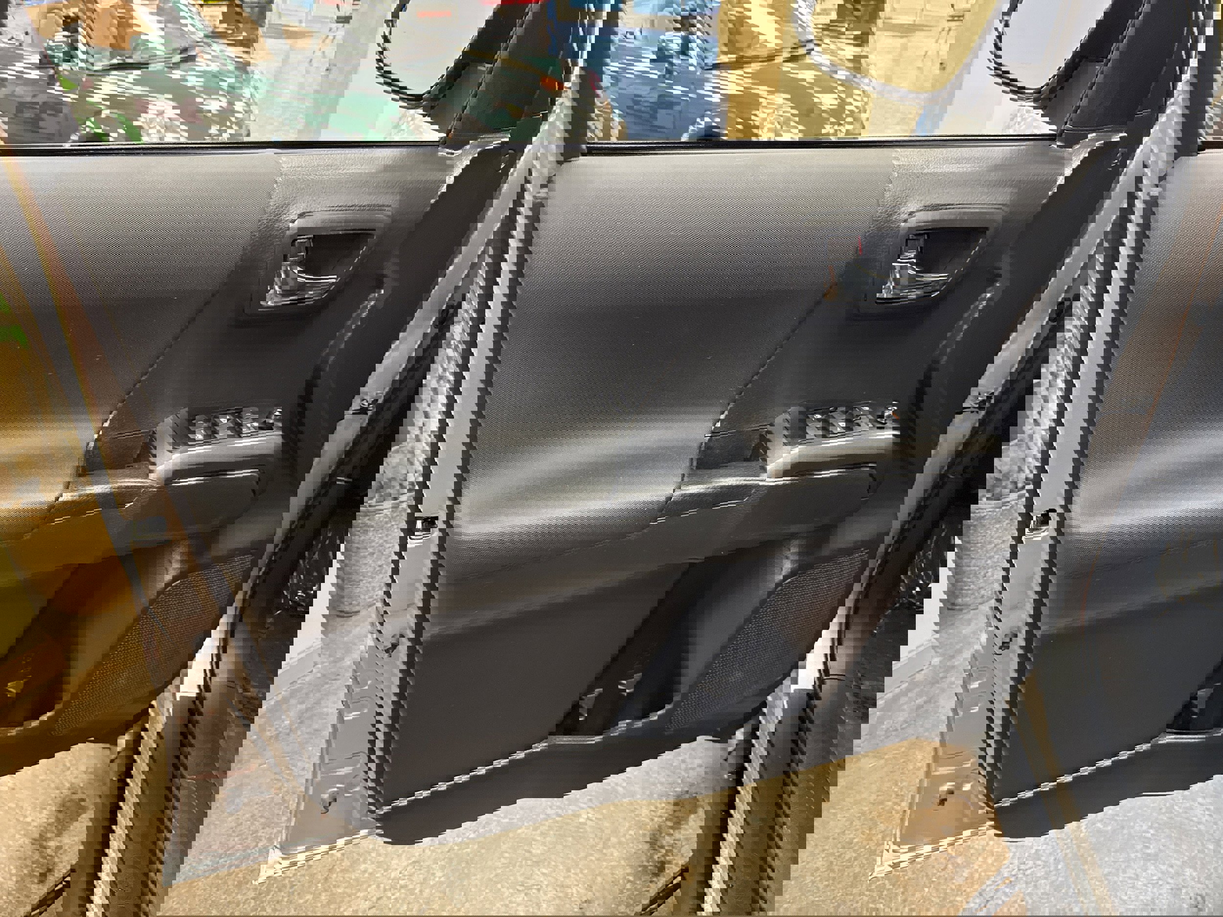 Used 2023 Toyota Tacoma TRD Sport image 33