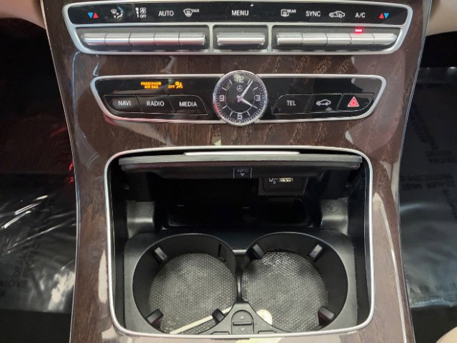Used 2020 Mercedes-Benz E 350 Sedan image 25