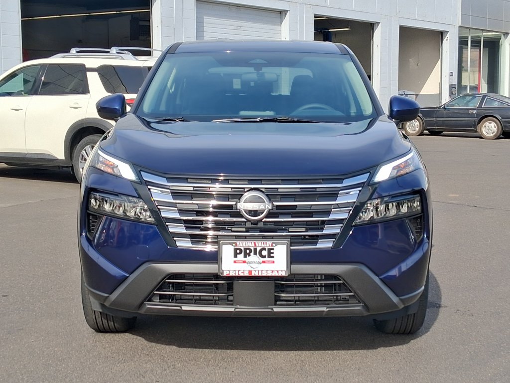 New 2026 Nissan Rogue SV image 8