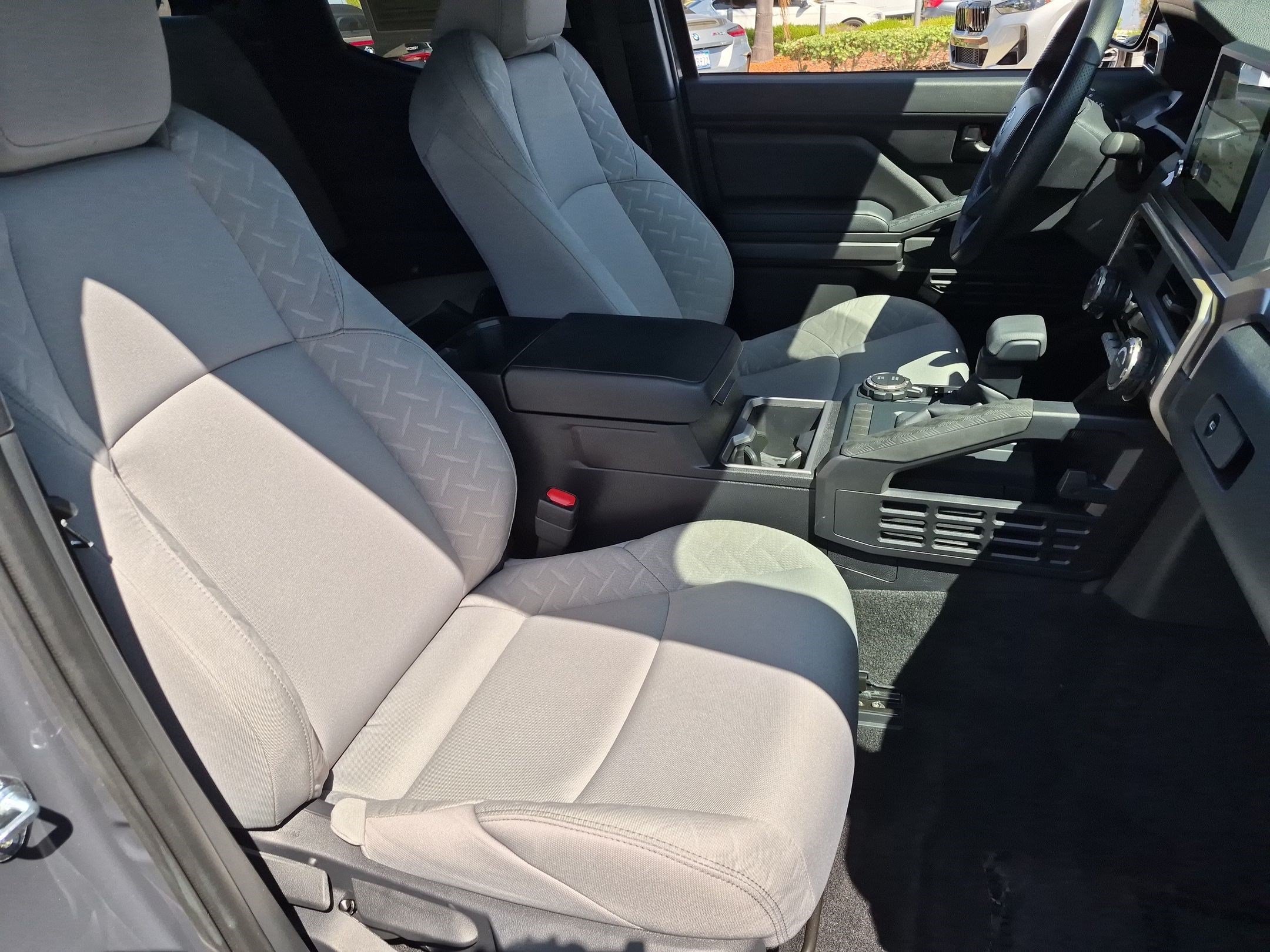 Used 2026 Toyota Tacoma SR5 AWD/4WD image 33