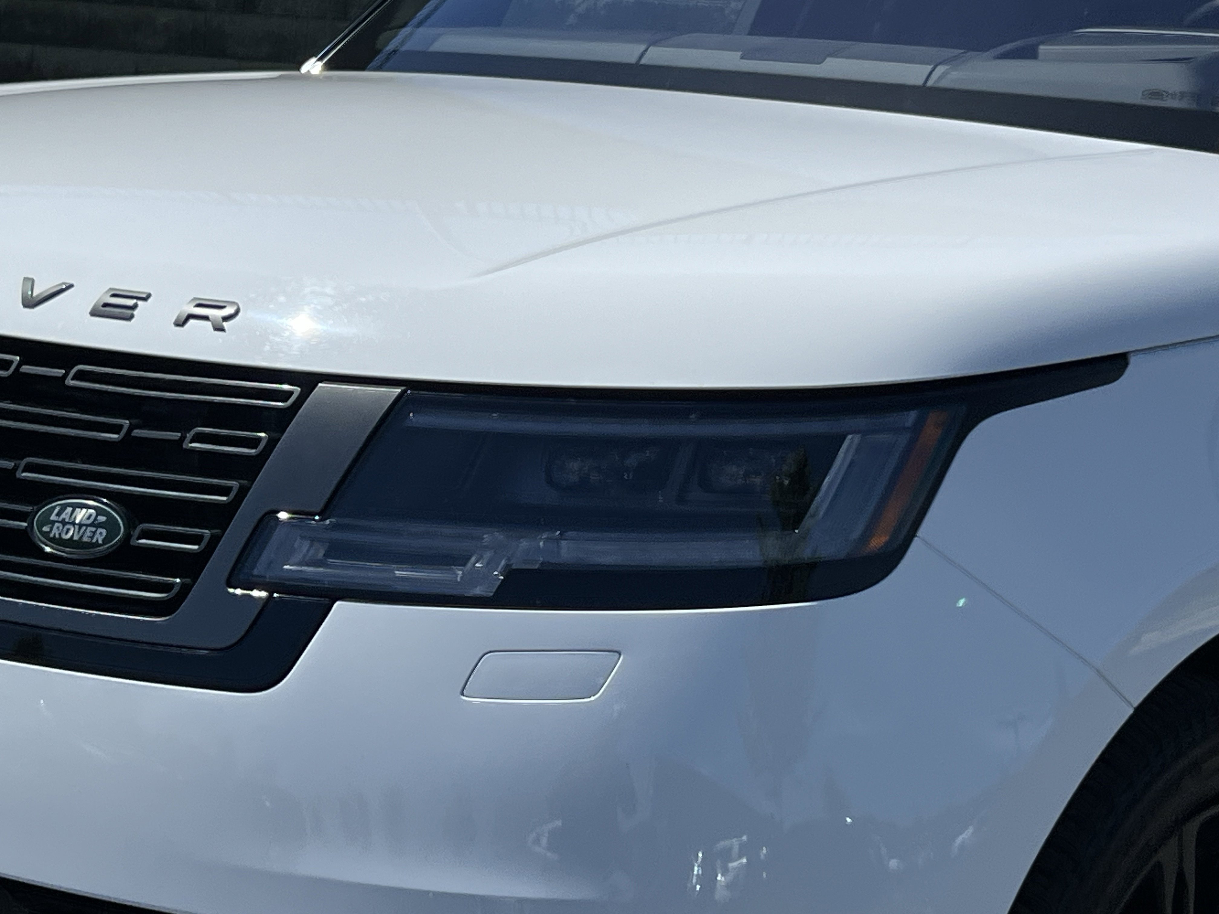 Certified 2022 Land Rover Range Rover SE AWD/4WD image 13